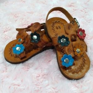 Infant casual sandals